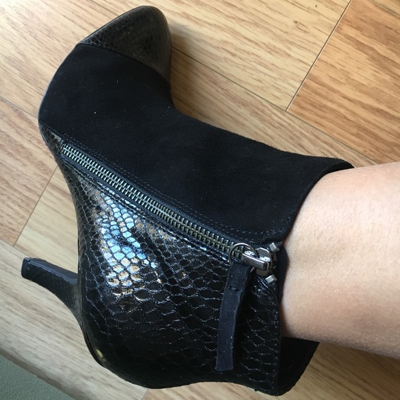 Brand new leather Booties - Picture 6 of 8